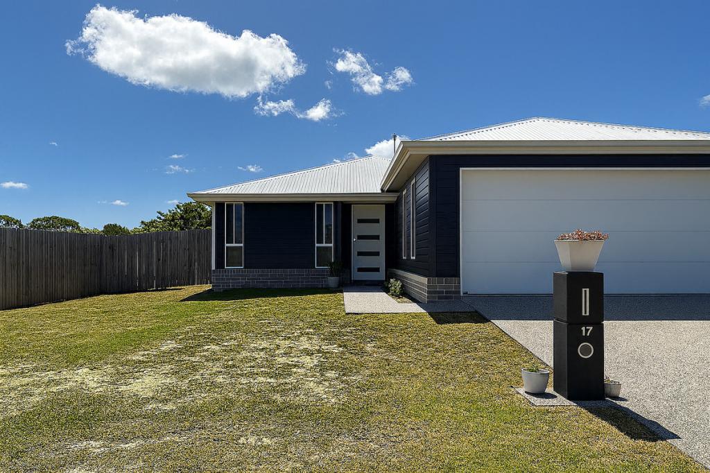 17 Hough Way, Wondunna, QLD 4655