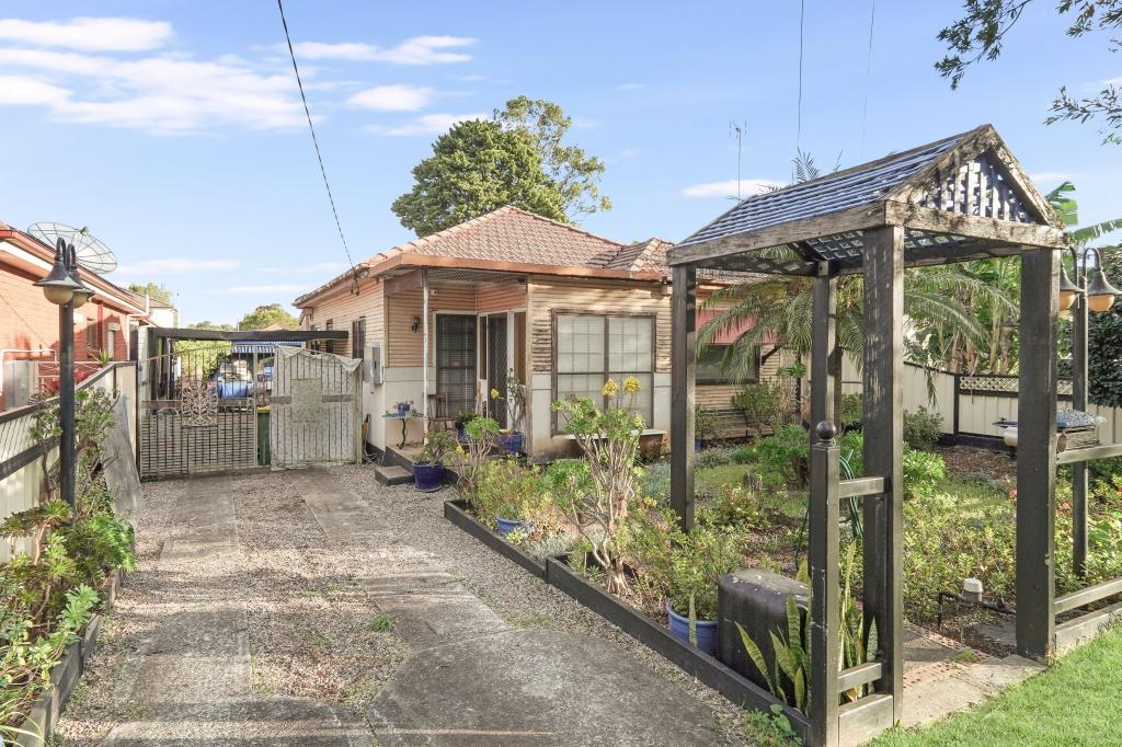 29 Mcclelland St, Chester Hill, NSW 2162