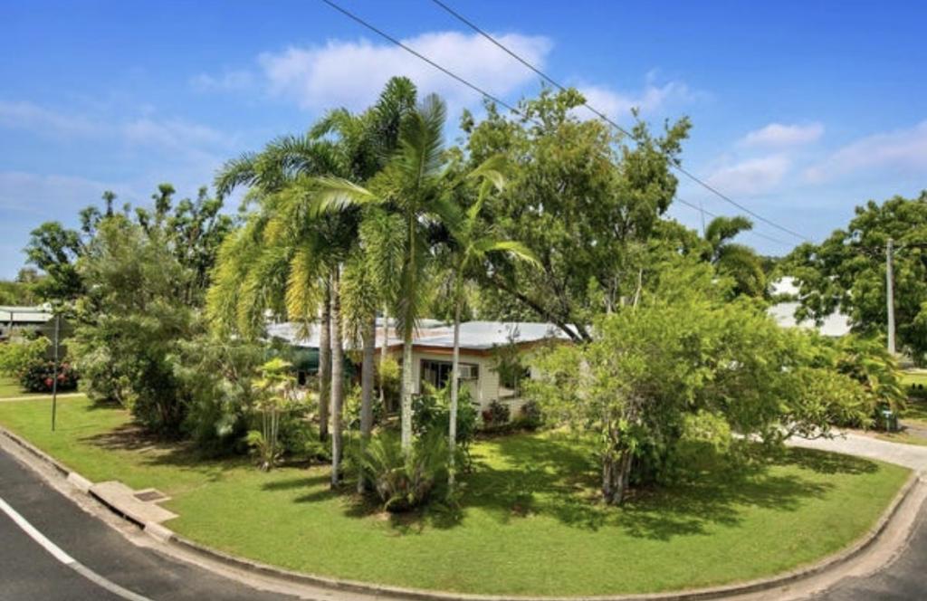 1 Cathy St, Yorkeys Knob, QLD 4878