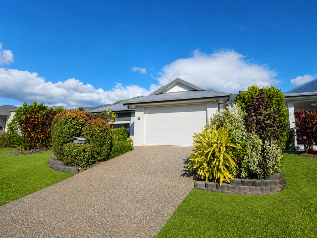 62 Oxbow Loop, Redlynch, QLD 4870