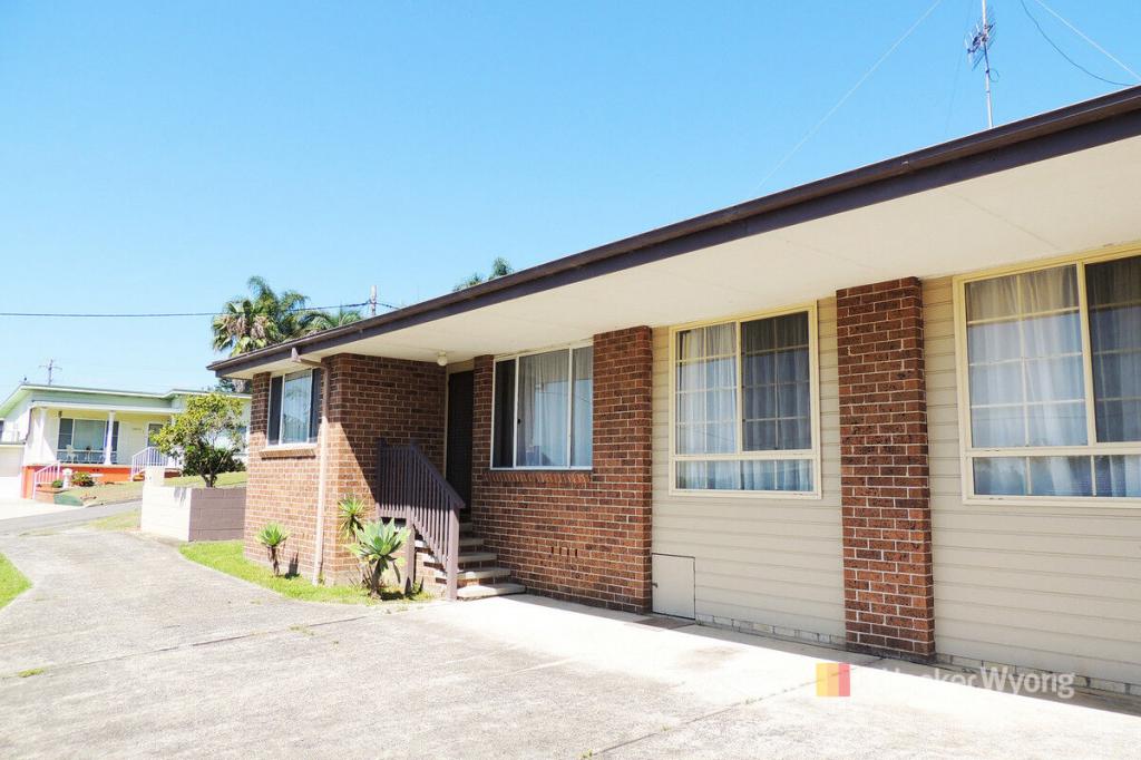 1/2 Arthur Dr, Wyong, NSW 2259