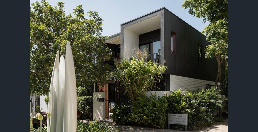 1/33 Parkside Cct, Hamilton, QLD 4007