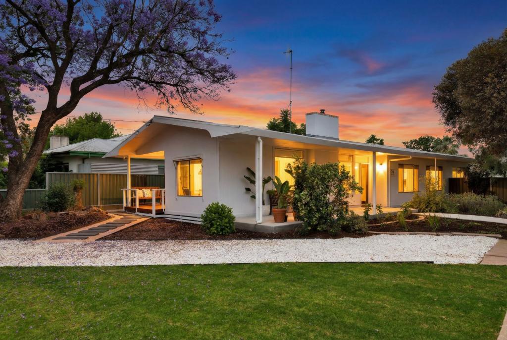 13 RENNIKS ST, MILDURA, VIC 3500