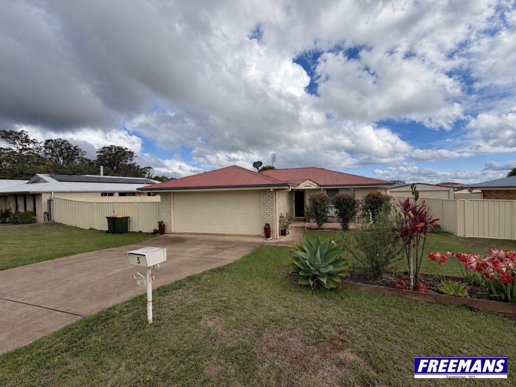 5 BRIDGEMAN PDE, KINGAROY, QLD 4610