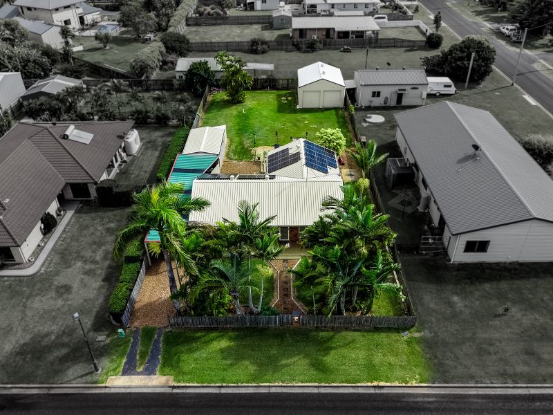 54 Gibsons Rd, Burnett Heads, QLD 4670