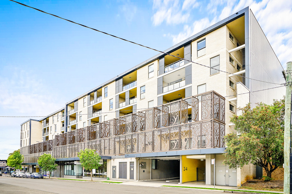204/2-4 GARFIELD ST, WENTWORTHVILLE, NSW 2145