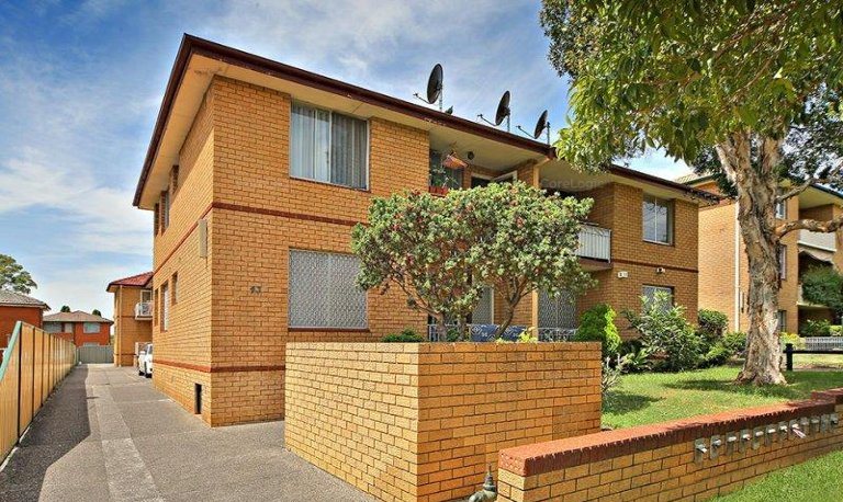 2/43 Fairmount St, Lakemba, NSW 2195