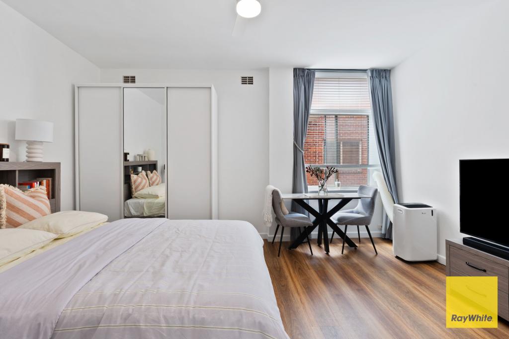 18/122 TERRACE RD, PERTH, WA 6000