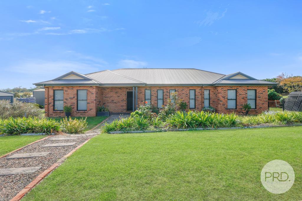 12 Blue Gum Rd, Moore Creek, NSW 2340