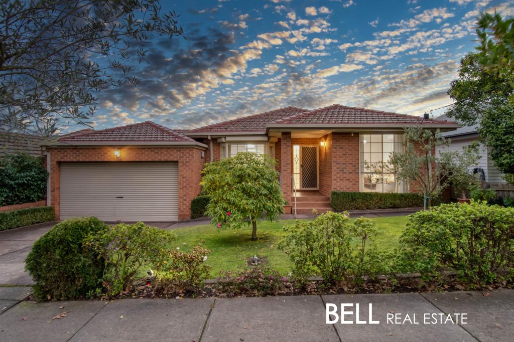 18 Owen St, Mitcham, VIC 3132