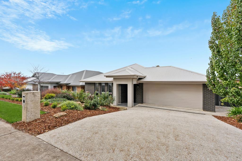 17 Barker Rd, Mount Barker, SA 5251