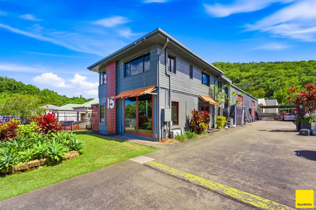 15 Johnston St, Stratford, QLD 4870