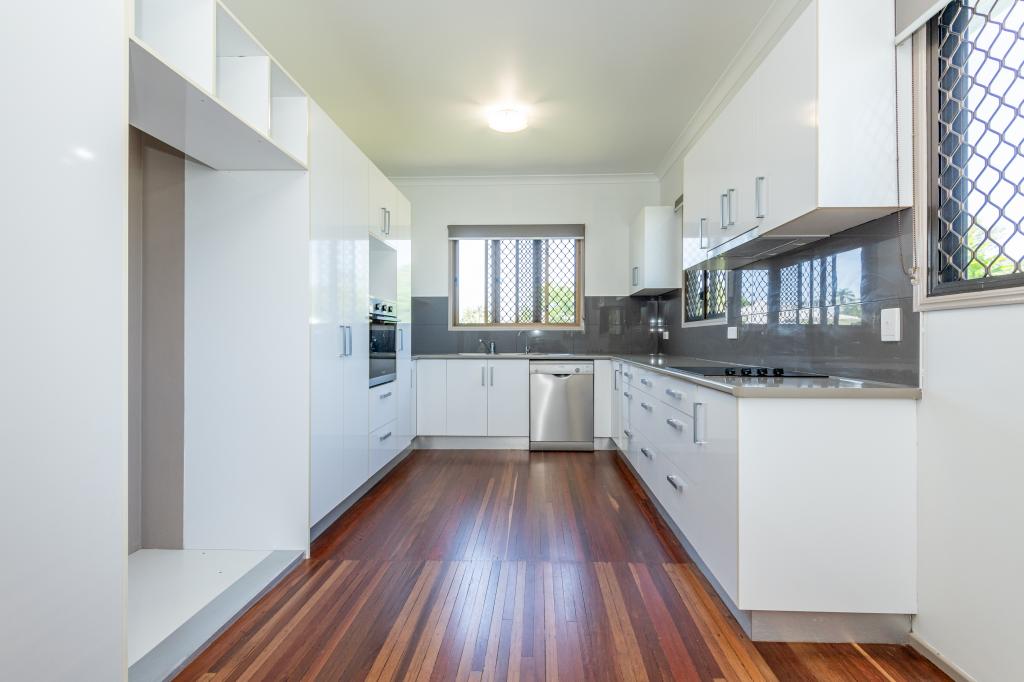 8 Leeson St, Svensson Heights, QLD 4670