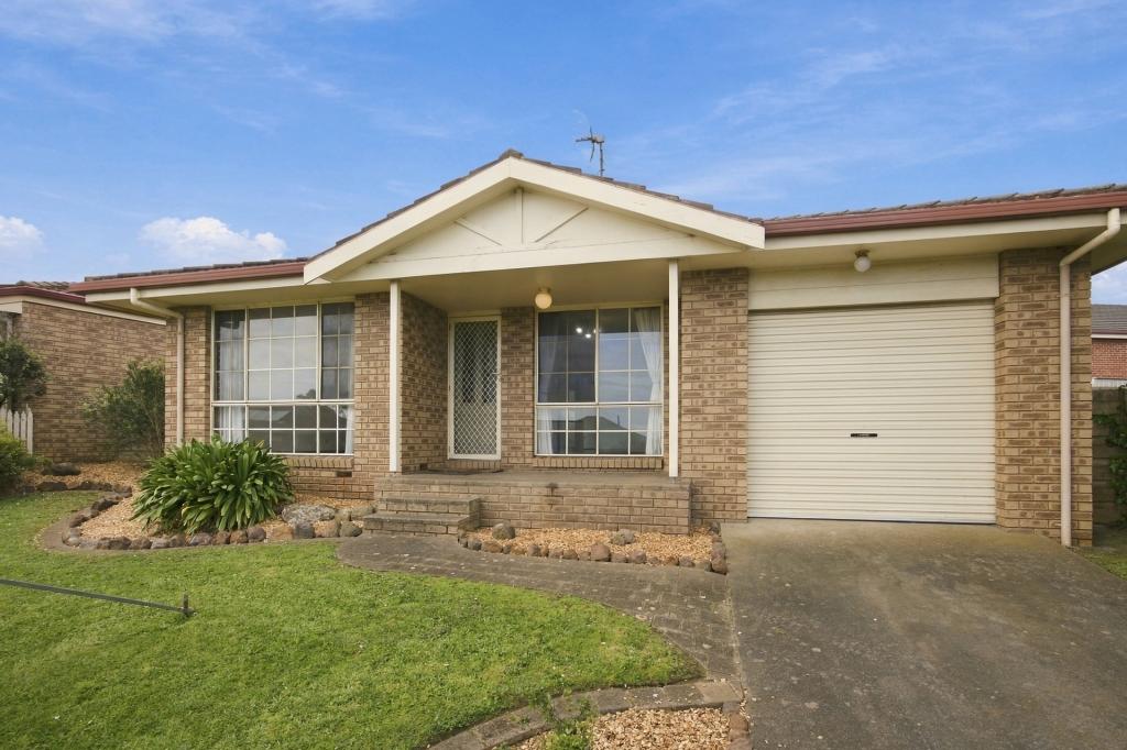 11 RONGOA DR, WARRNAMBOOL, VIC 3280