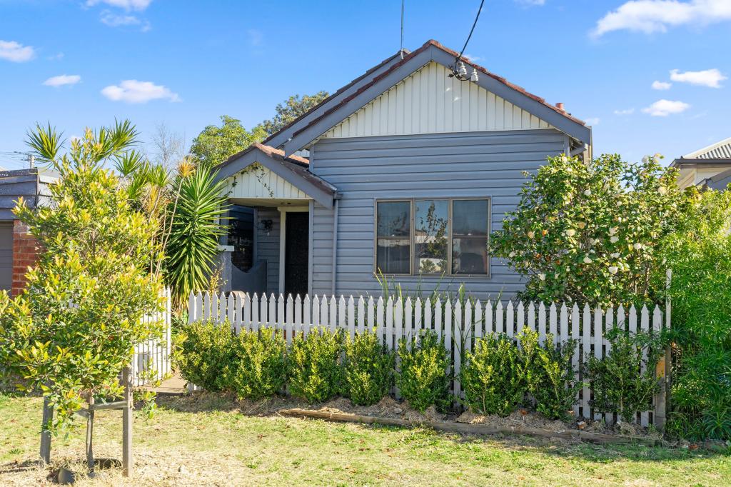 12 HOLT ST, MAYFIELD EAST, NSW 2304