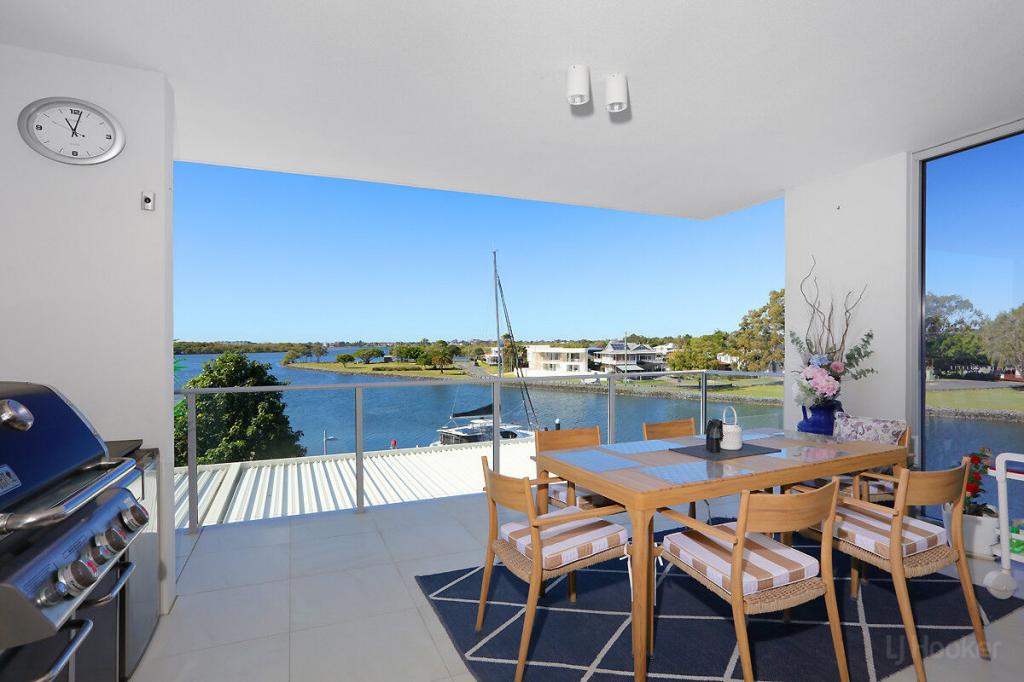 111/93 Sheehan Ave, Hope Island, QLD 4212