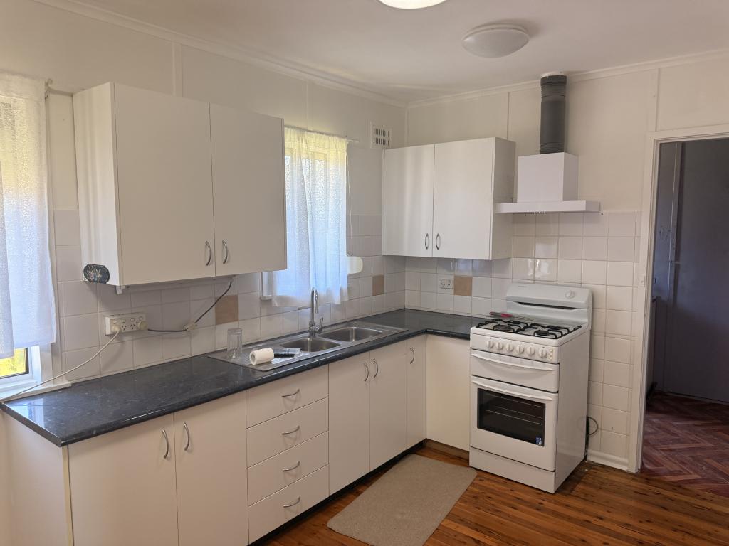 88 Sadleir Ave, Sadleir, NSW 2168