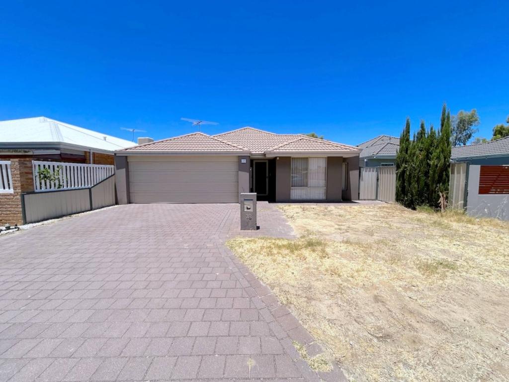 18 Yallambee Way, Queens Park, WA 6107