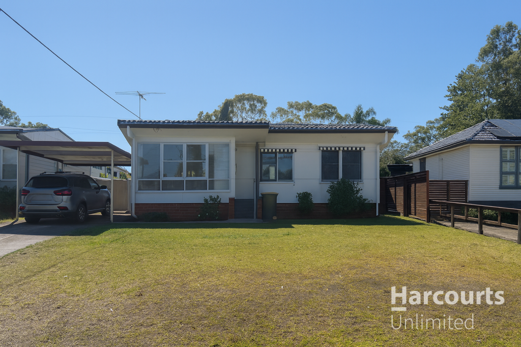 19 Pineleigh Rd, Lalor Park, NSW 2147