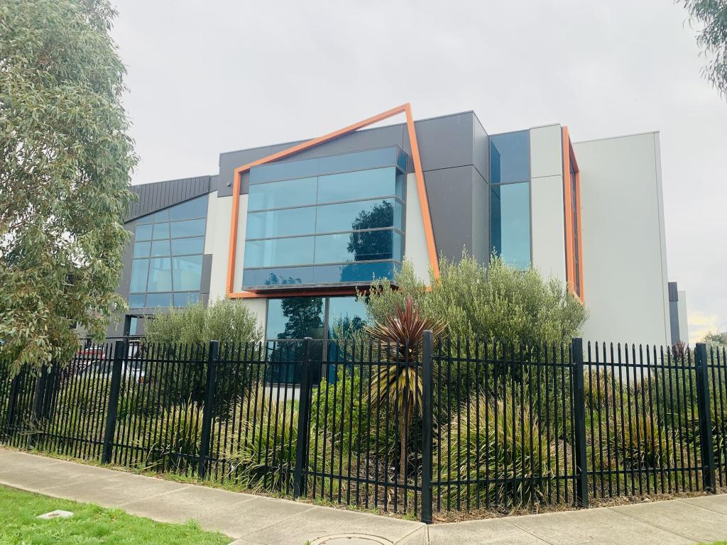 21 NORTH PARK DR, SOMERTON, VIC 3062