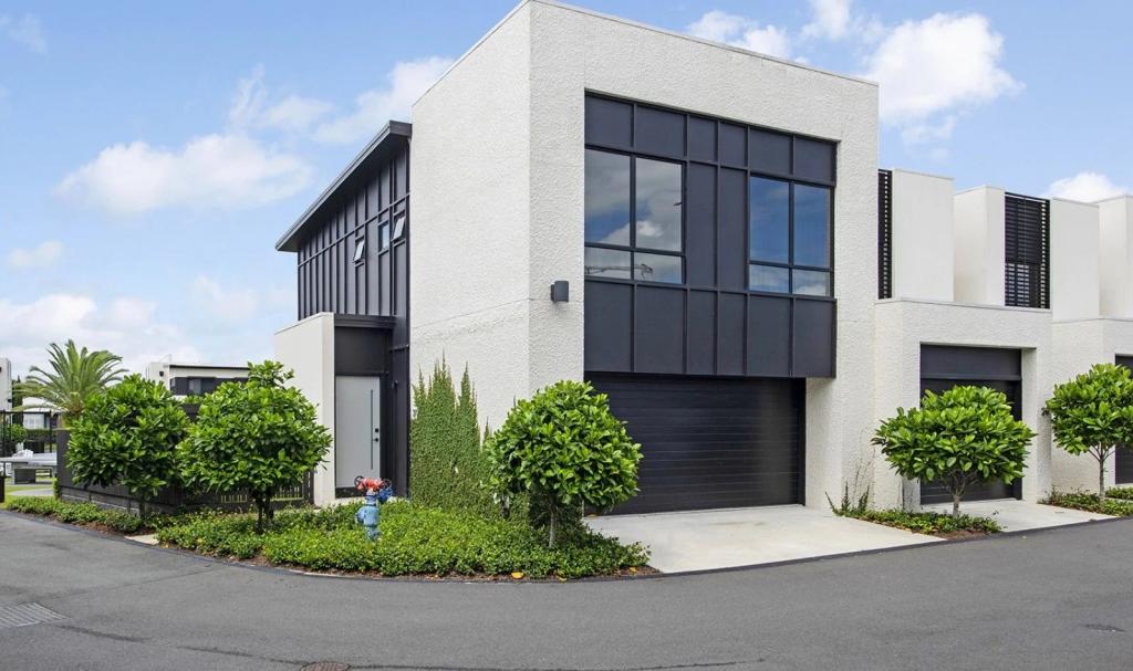 27/1 Citron Cres, Helensvale, QLD 4212