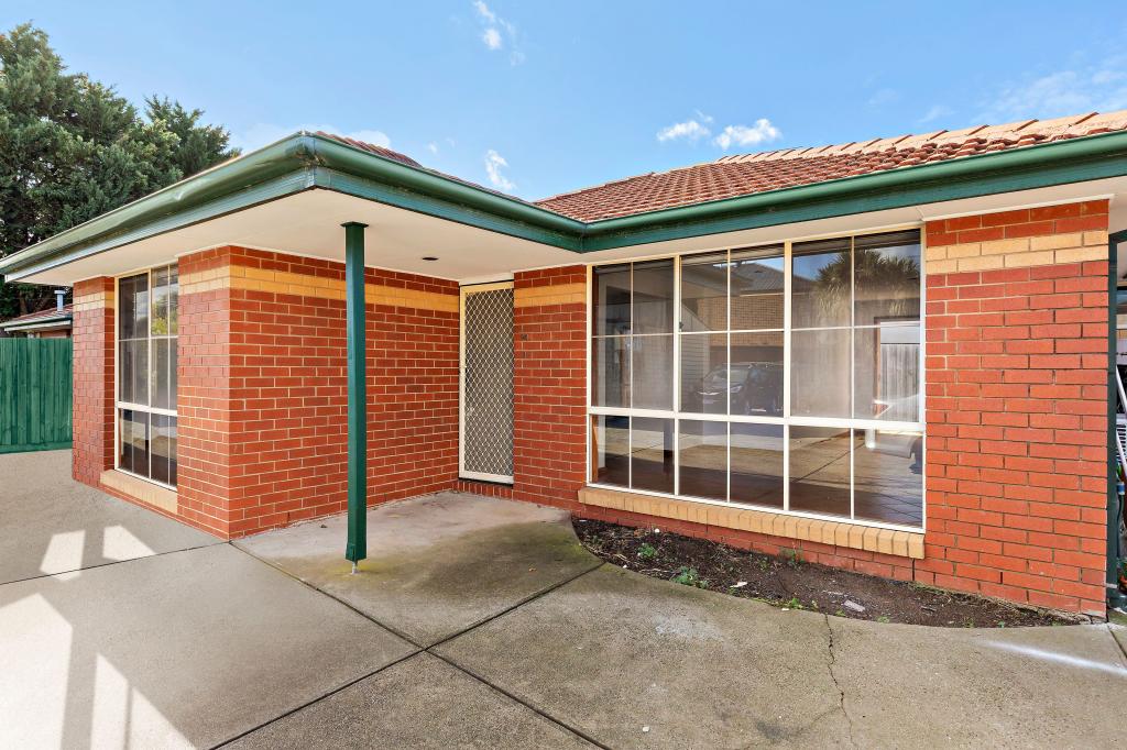 2/92 Hertford Rd, Sunshine, VIC 3020