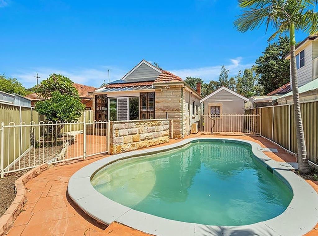 11 Tancred Ave, Kyeemagh, NSW 2216