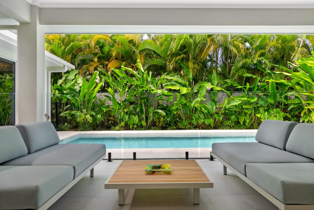 8 Beach Cl, Port Douglas, QLD 4877