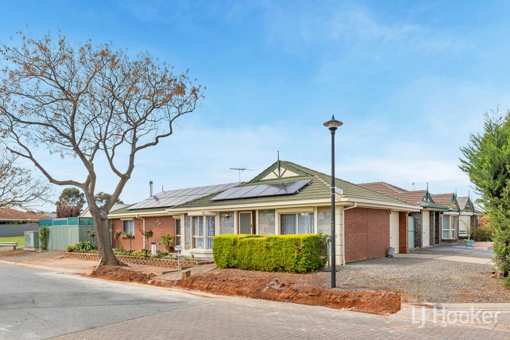 13 Oxford Tce, Blakeview, SA 5114