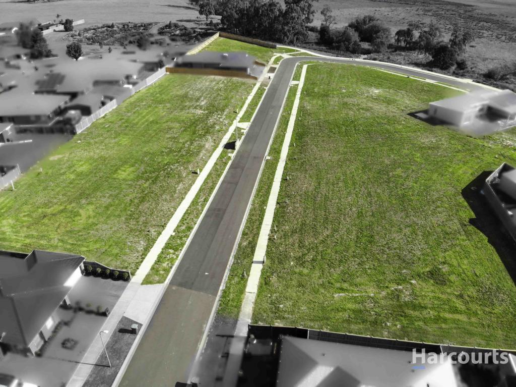 13 Manna Dr, Newborough, VIC 3825