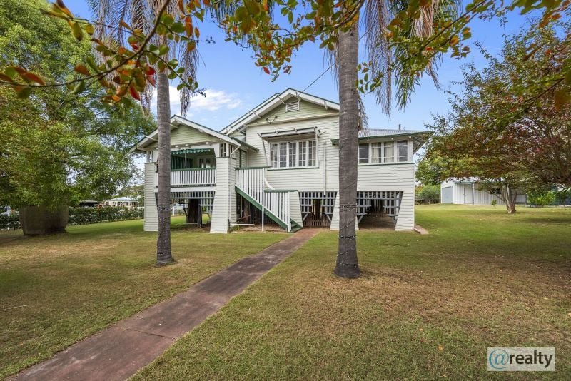111 Drayton St, Nanango, QLD 4615