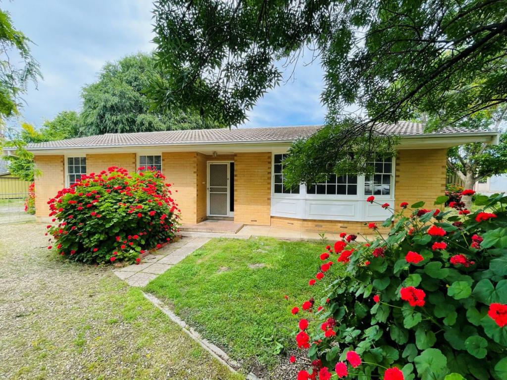 8 Finniss St, Gawler, SA 5118