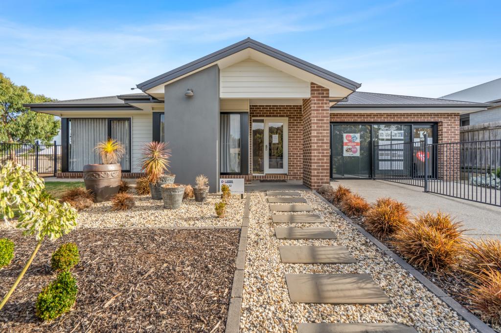 1 GRANGE RD, WARRNAMBOOL, VIC 3280