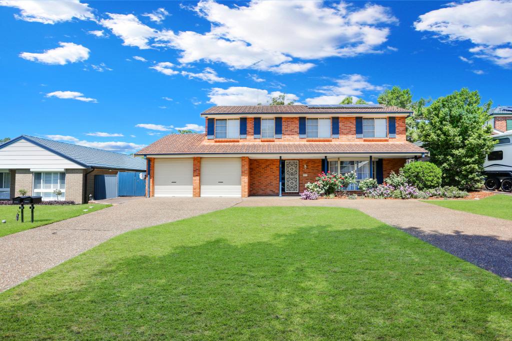 8 School House Rd, Glenmore Park, NSW 2745