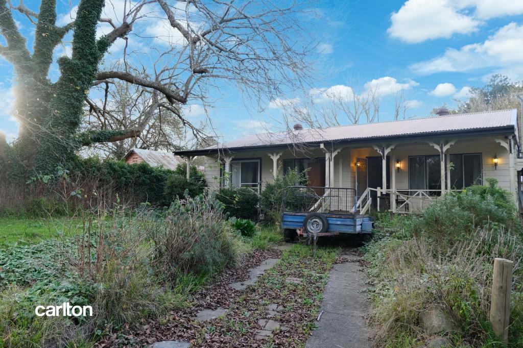 33 Parkes Rd, Moss Vale, NSW 2577