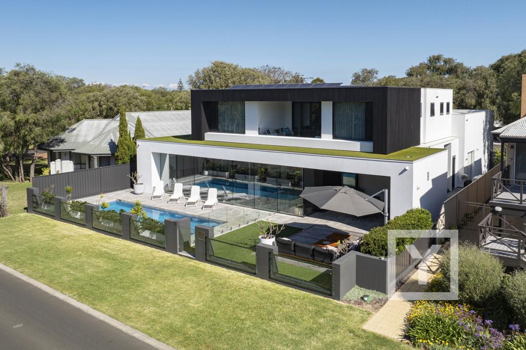 370 Geographe Bay Rd, Quindalup, WA 6281
