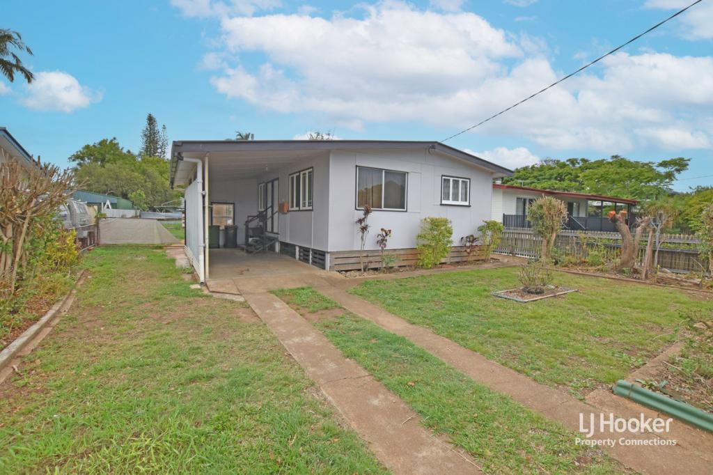 17 Andrew St, Kallangur, QLD 4503