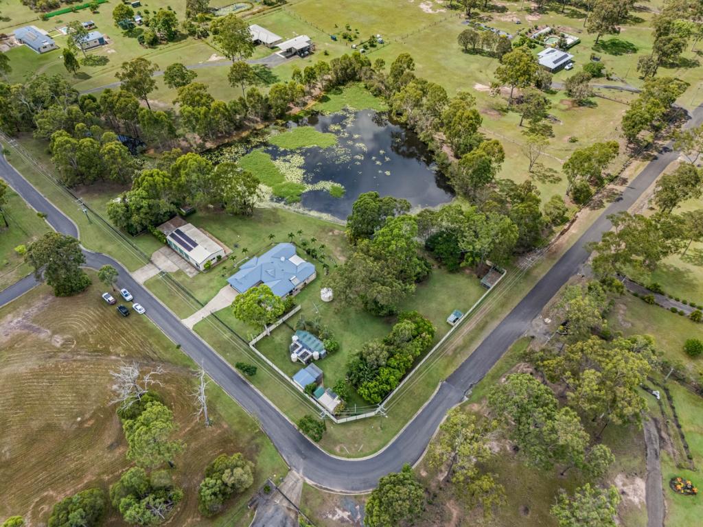 8 Oakes Dr, Burrum Heads, QLD 4659