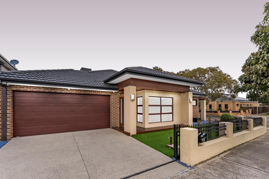 7 MARINA ST, EPPING, VIC 3076