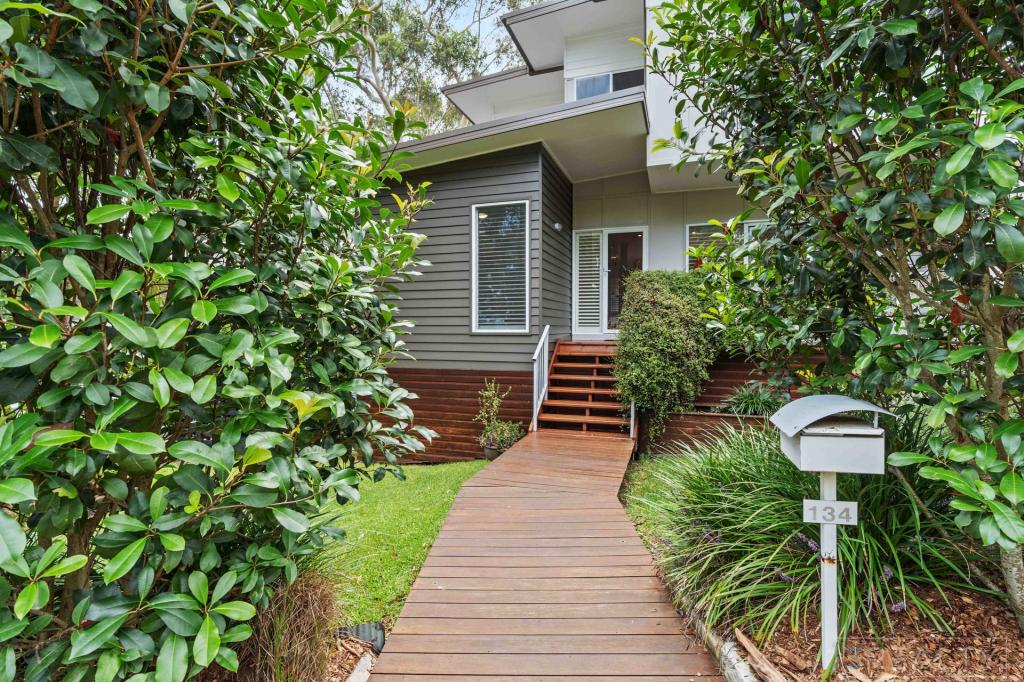 134 Jetty Point Dr, Murrays Beach, NSW 2281