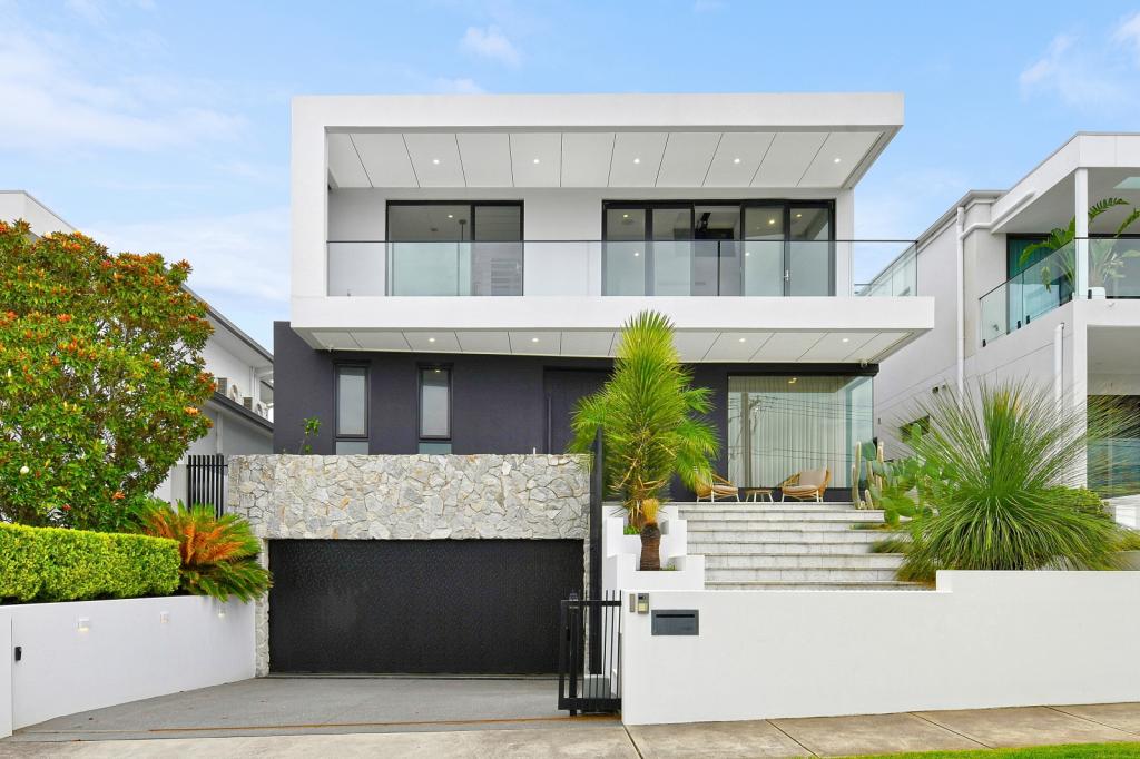 10 Dorking Rd, Cabarita, NSW 2137