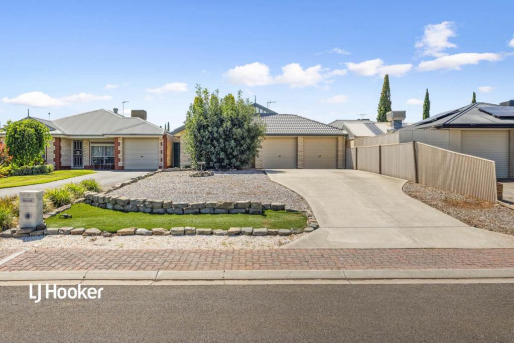 32 Camelot Dr, Blakeview, SA 5114