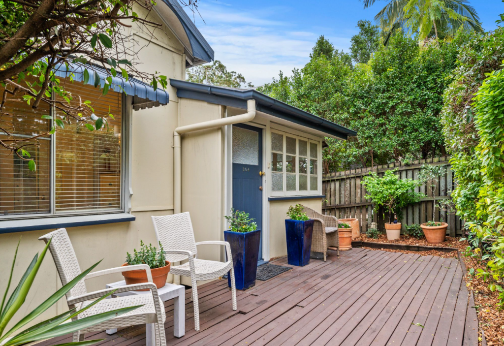 2/304 Lutwyche Rd, Windsor, QLD 4030