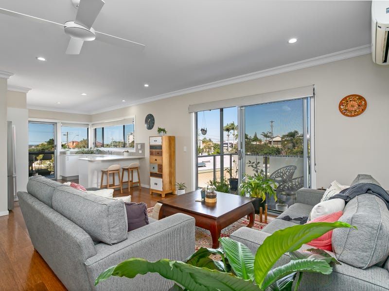 8/133 Prince Edward Pde, Scarborough, QLD 4020