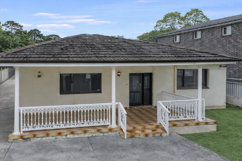 31 Nirimba Ave, Narwee, NSW 2209