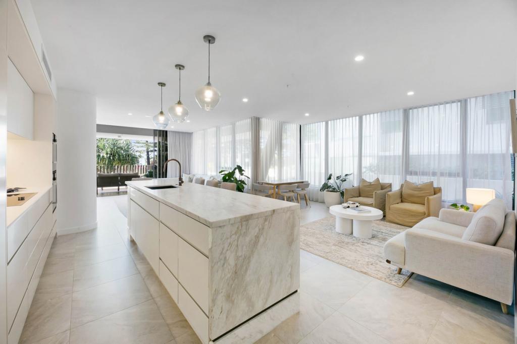 101/112 The Esp, Miami, QLD 4220