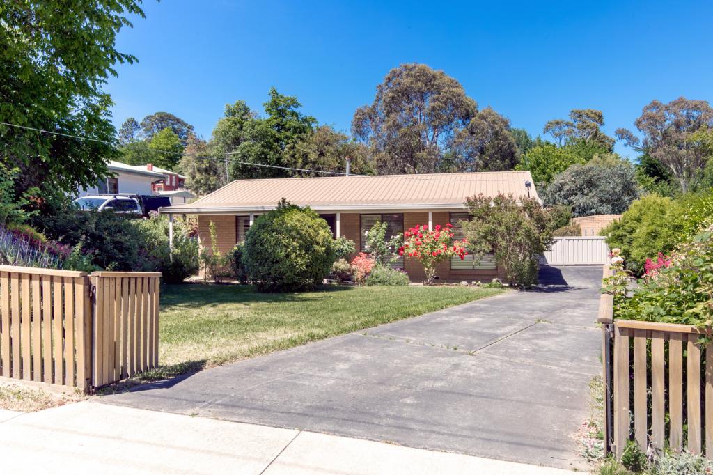 213 Learmonth St, Buninyong, VIC 3357