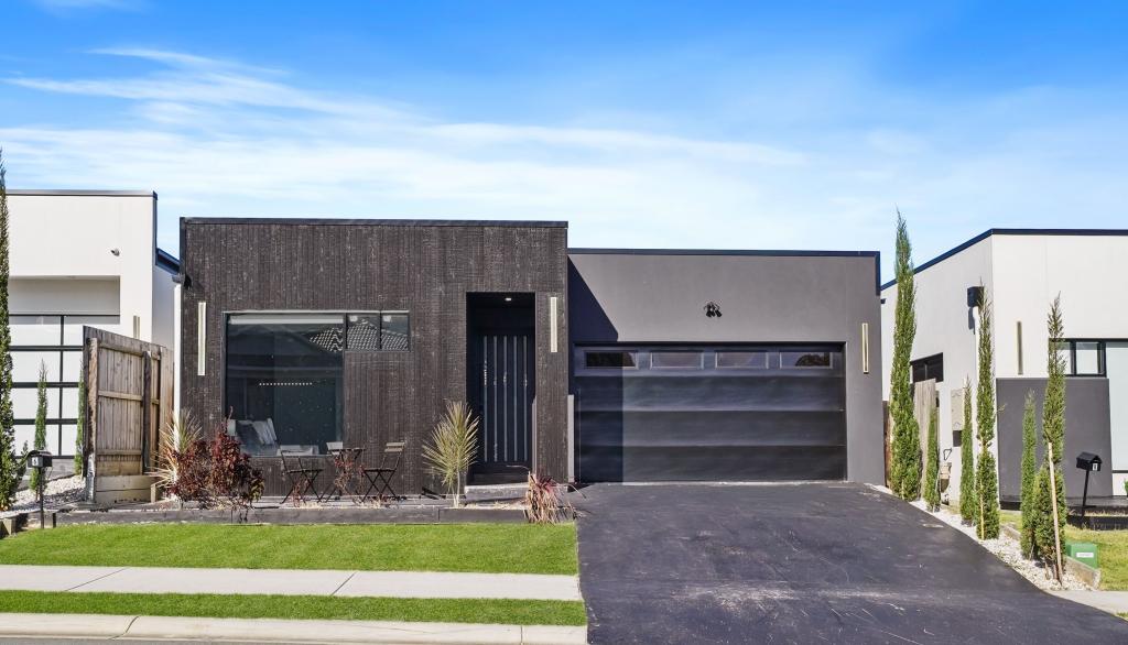 6 Irving Way, Belivah, QLD 4207