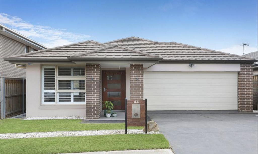 44 SCHOFFEL ST, GRANTHAM FARM, NSW 2765