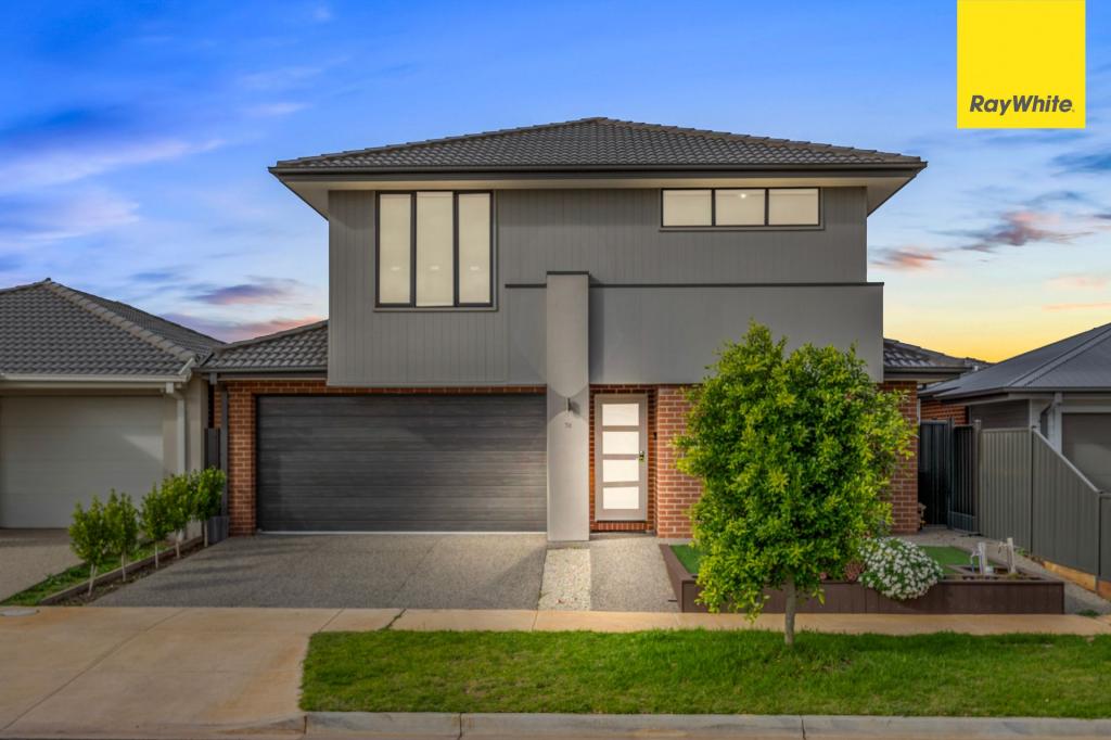 74 CASTLECRAG WAY, STRATHTULLOH, VIC 3338